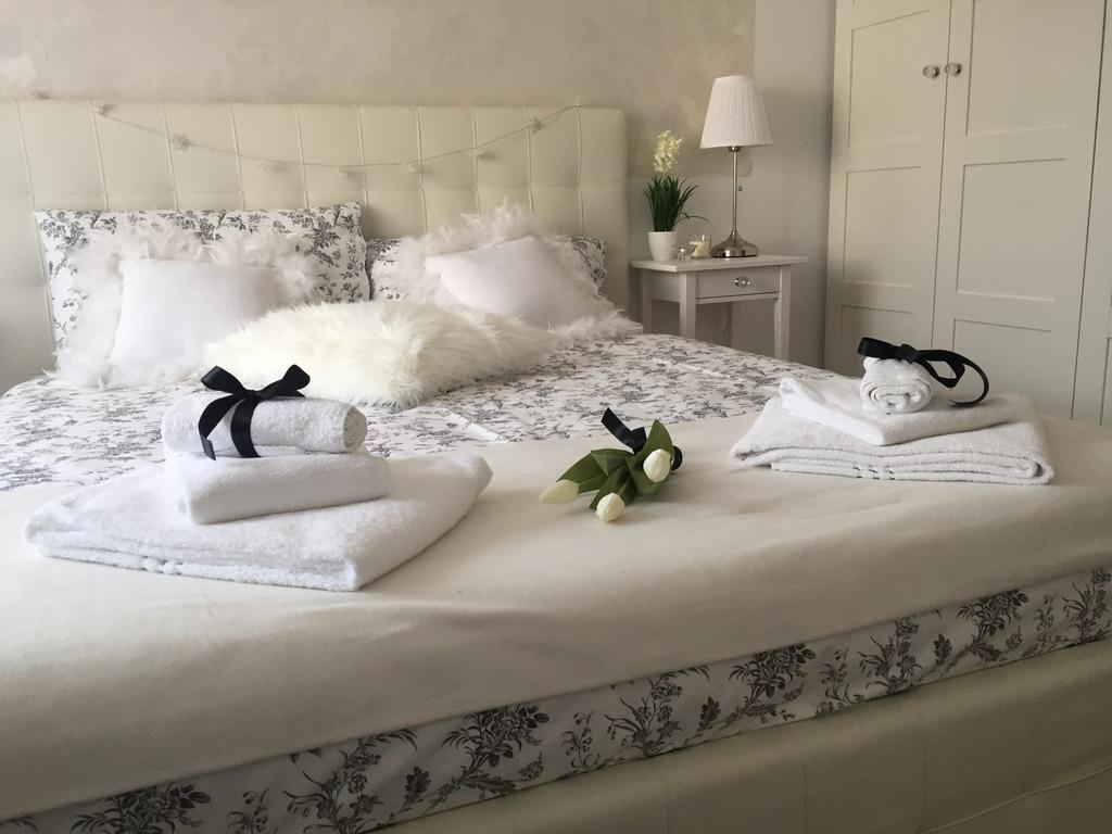 B&B Mela Verona Eksteriør bilde